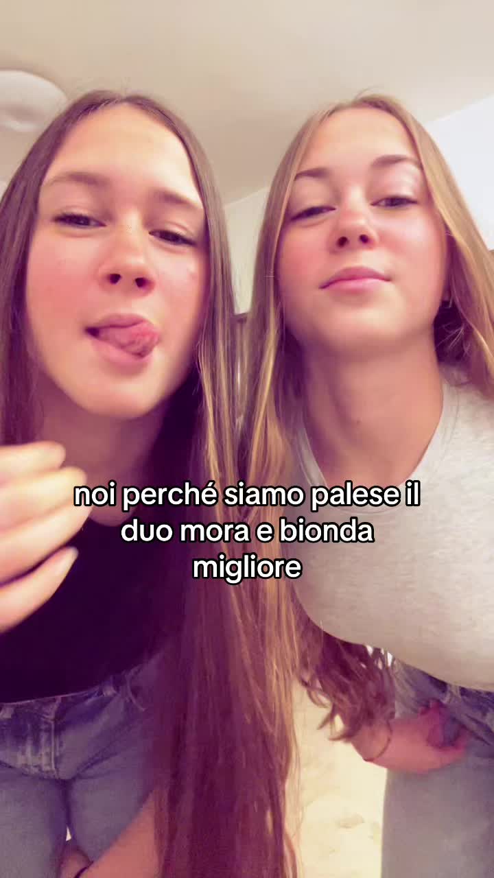 @le gemelle pi&ugrave; belle