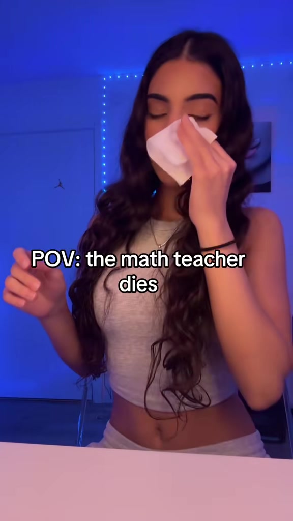 @👠