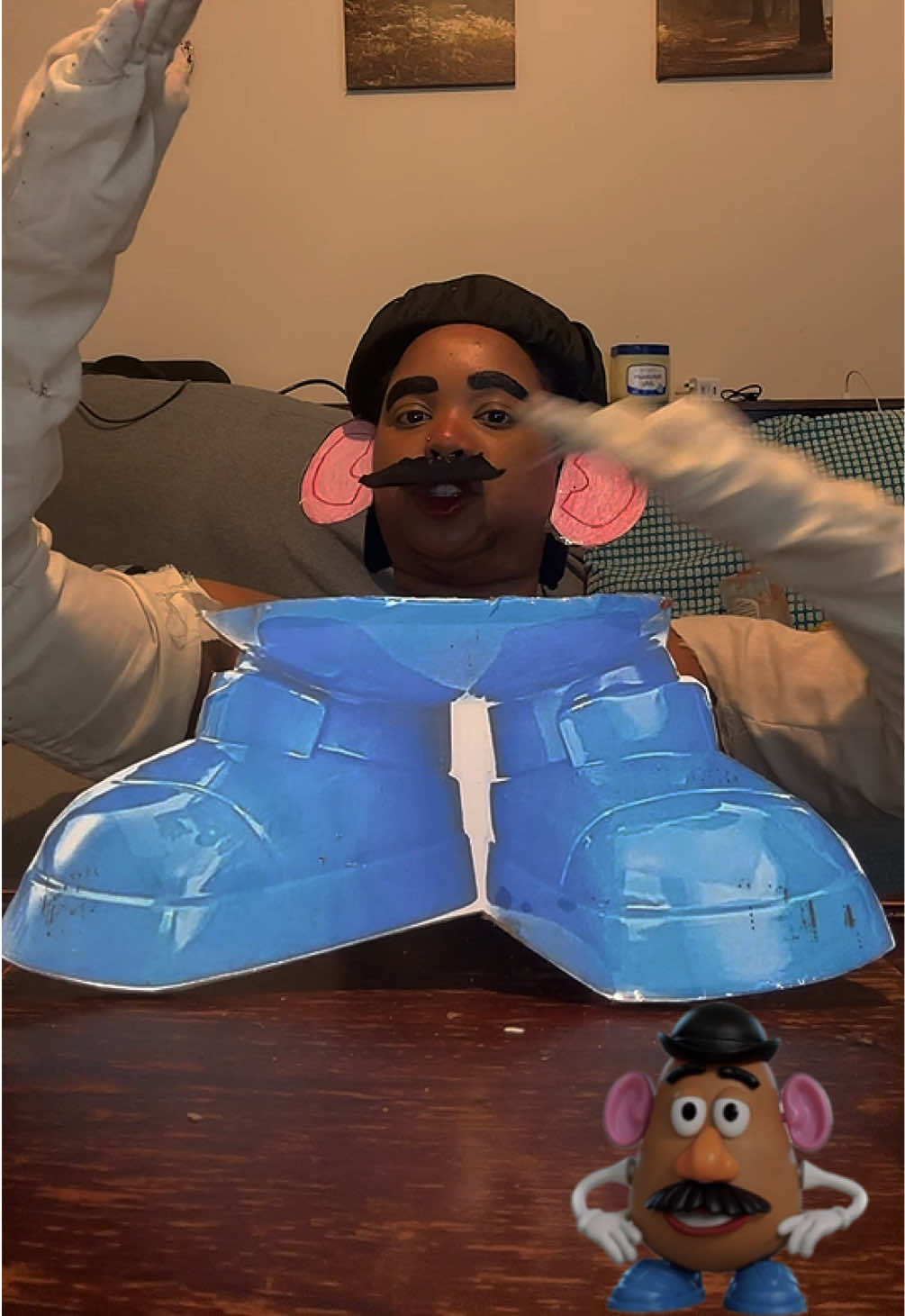 @ayesemarchick