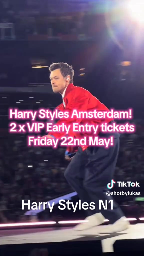 @2 x VIP Front Tix Fri 22nd May