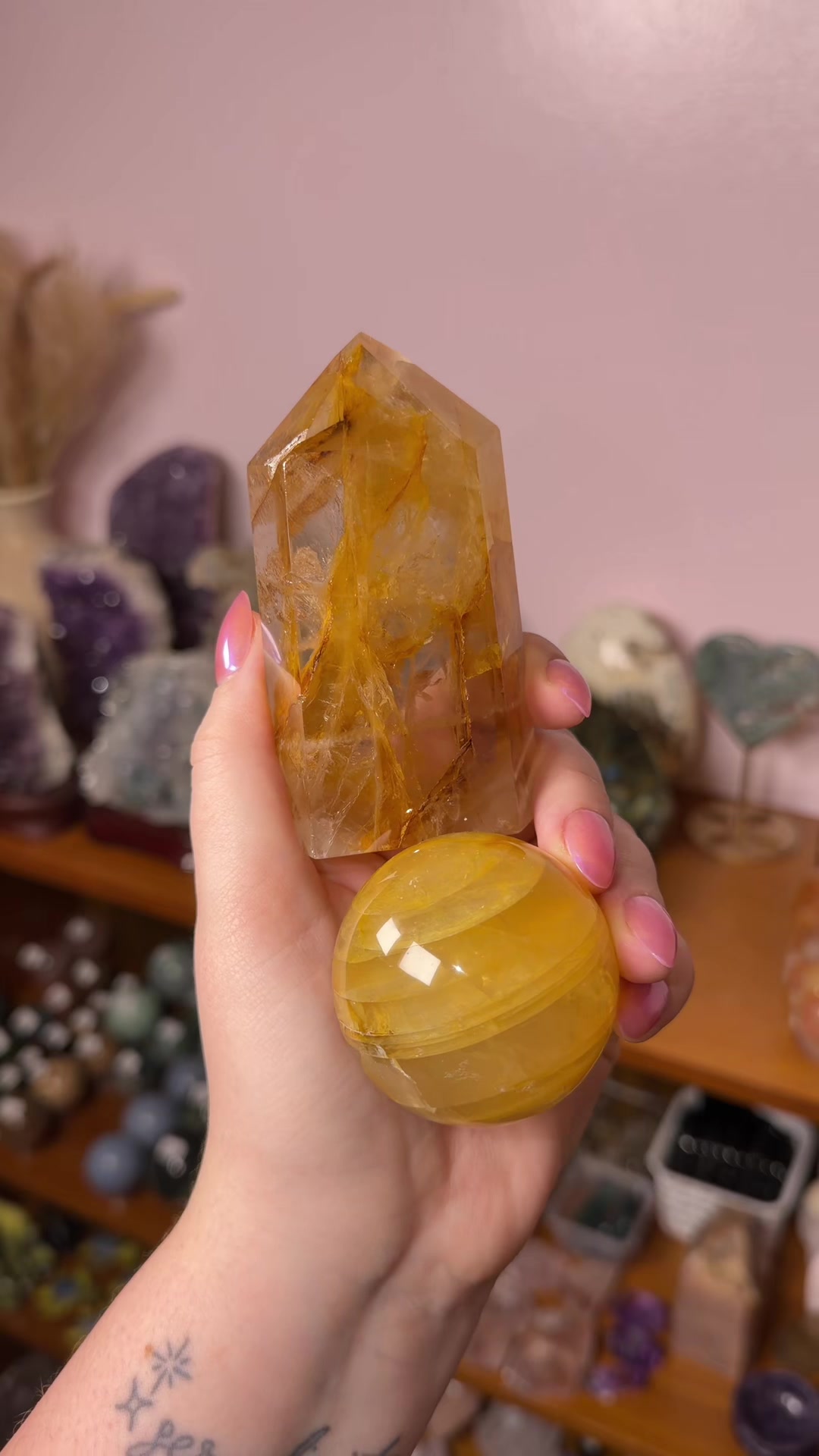 @beautiful aura crystals