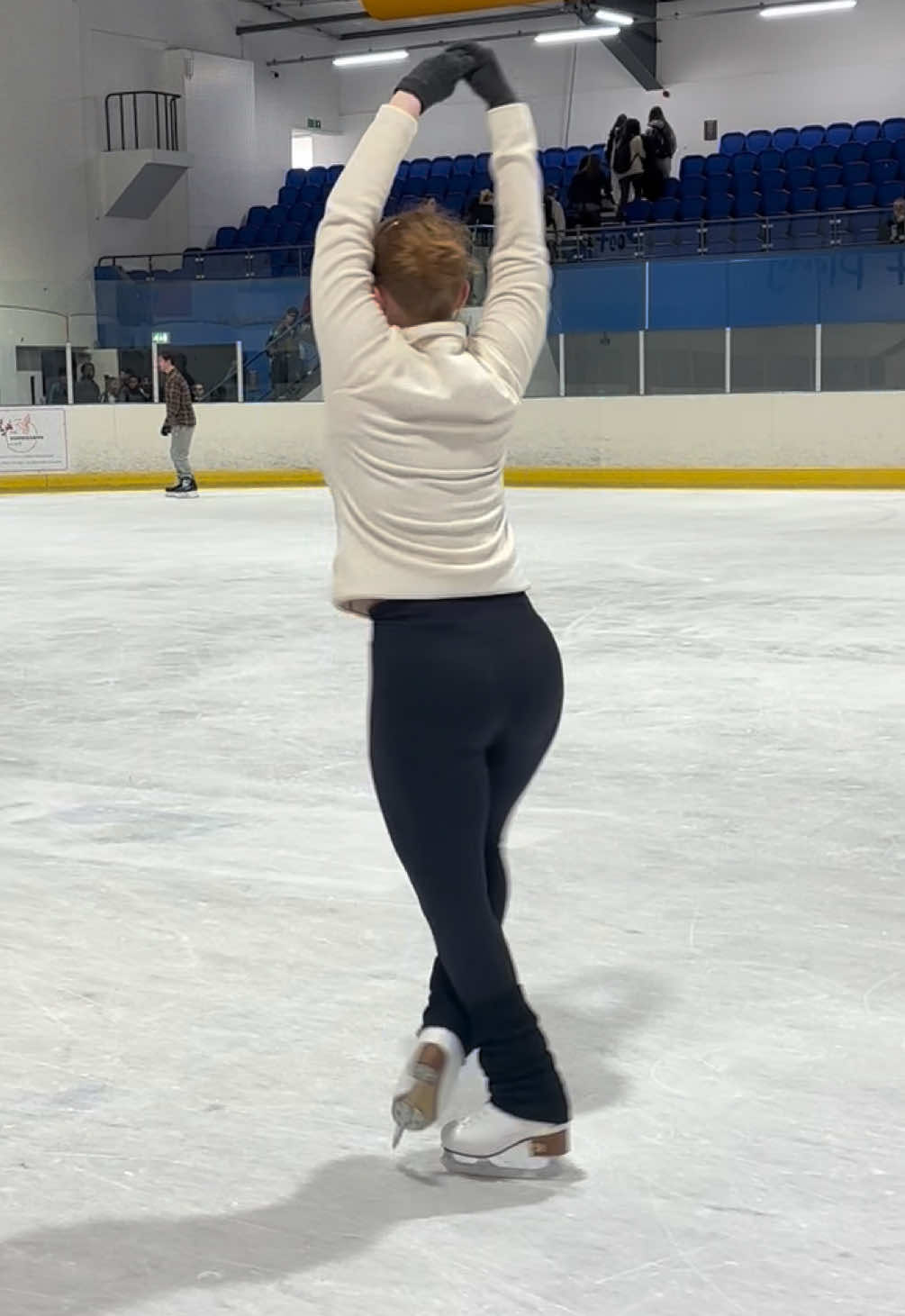 @aliceeskates