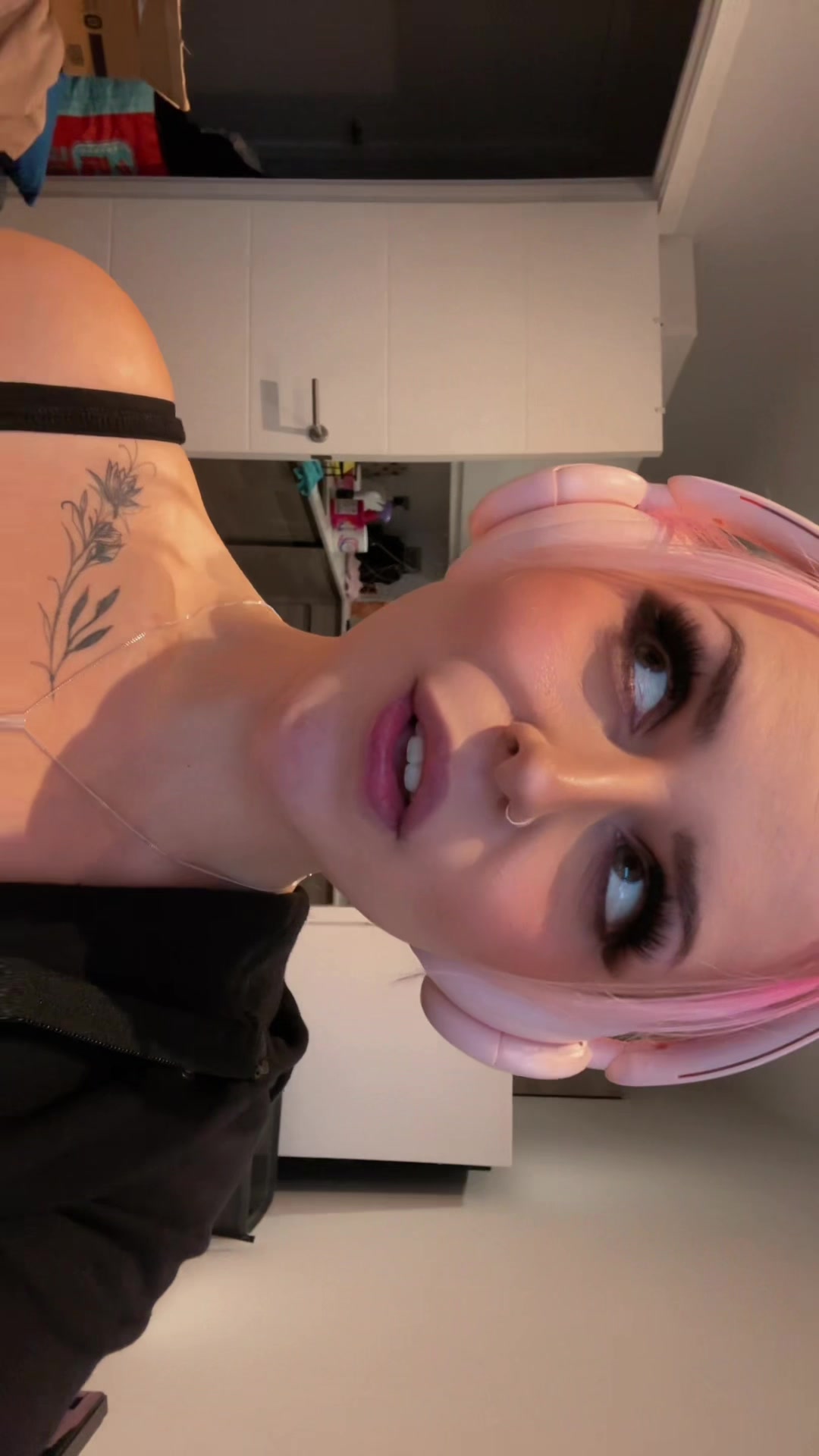 @megsyyxo