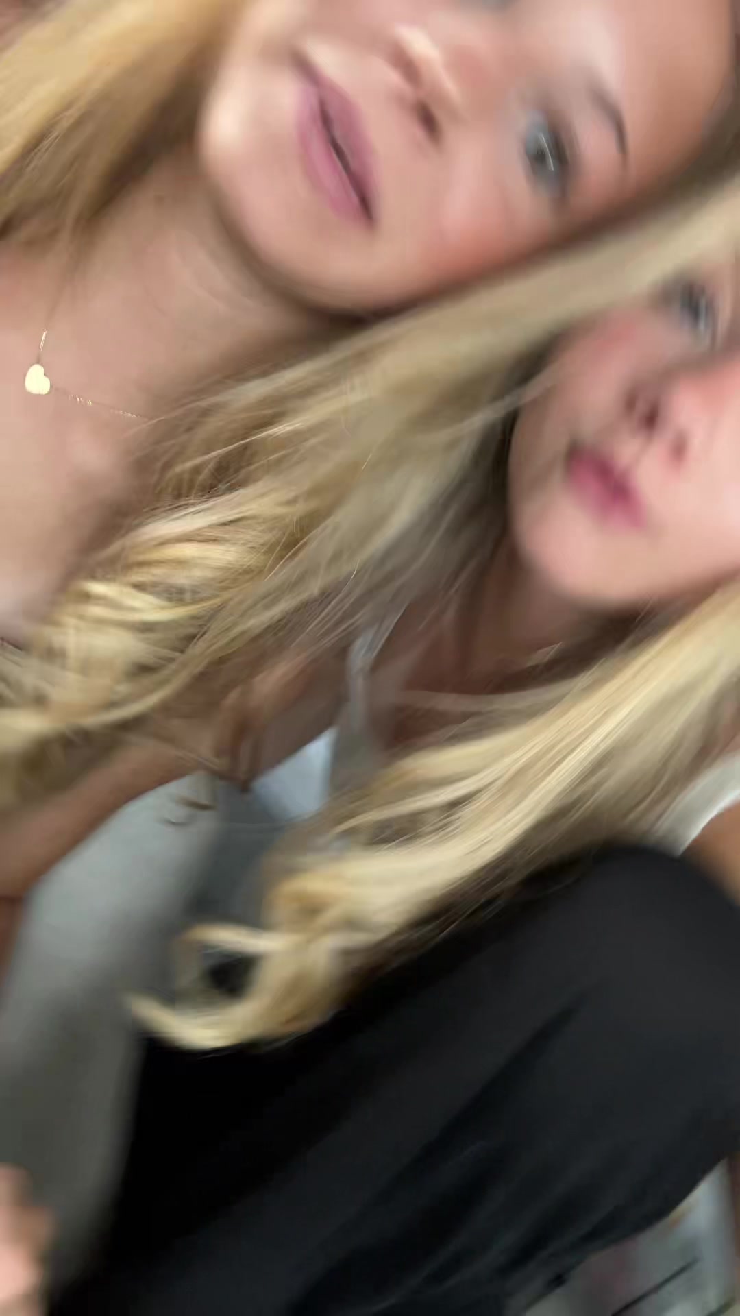 @S🦄
