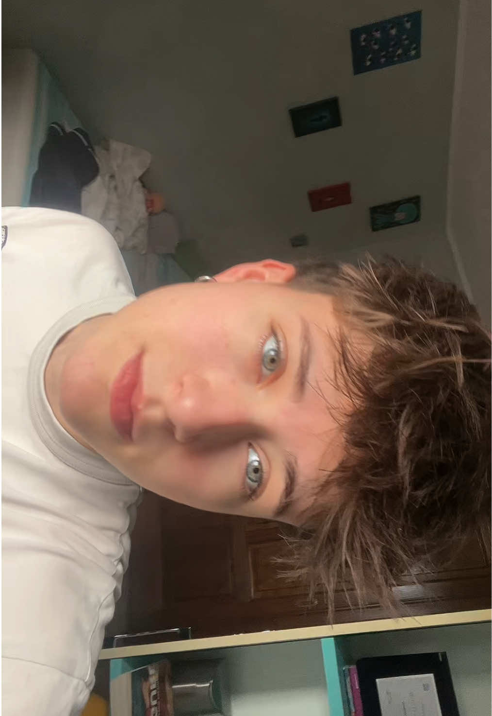 @🪰