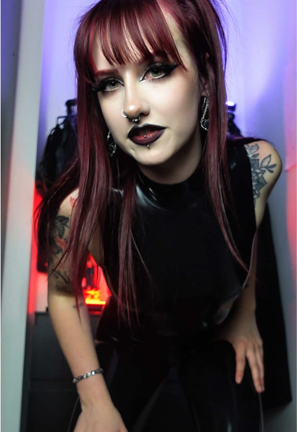 @Ivy Fox 🦇