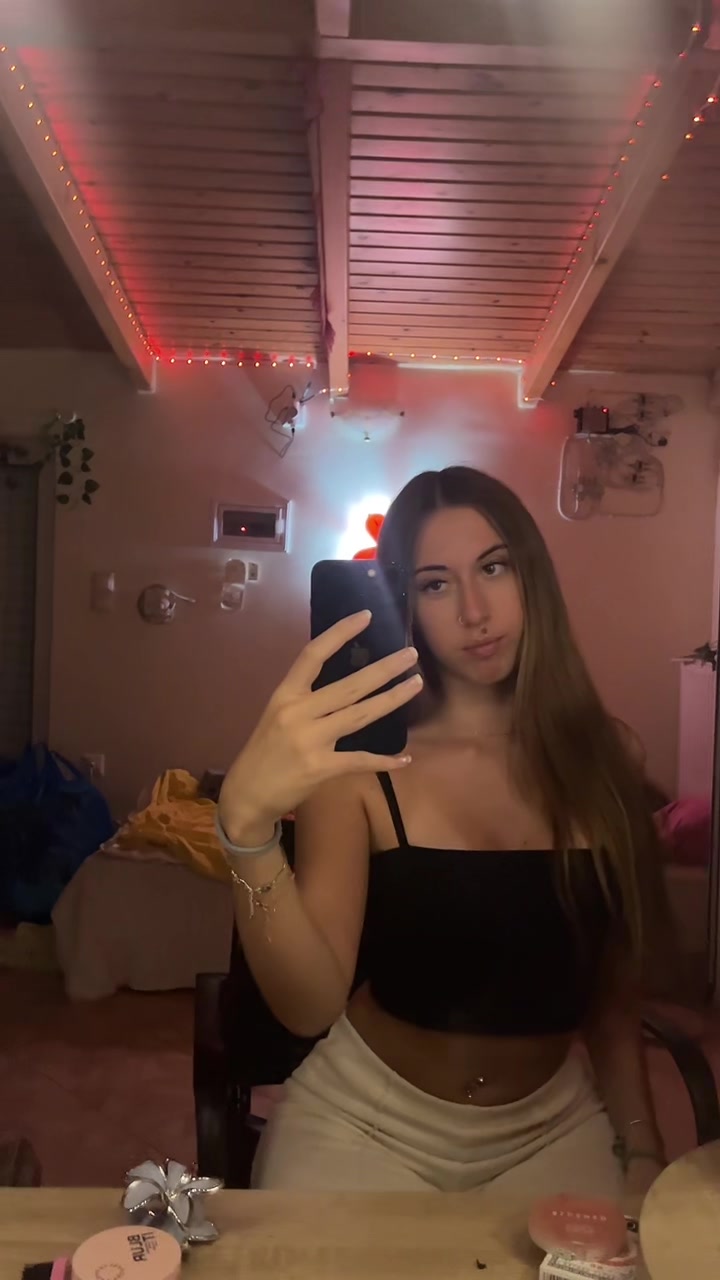 @𝒜𝒾𝓂𝒾𝓁𝒾𝒶