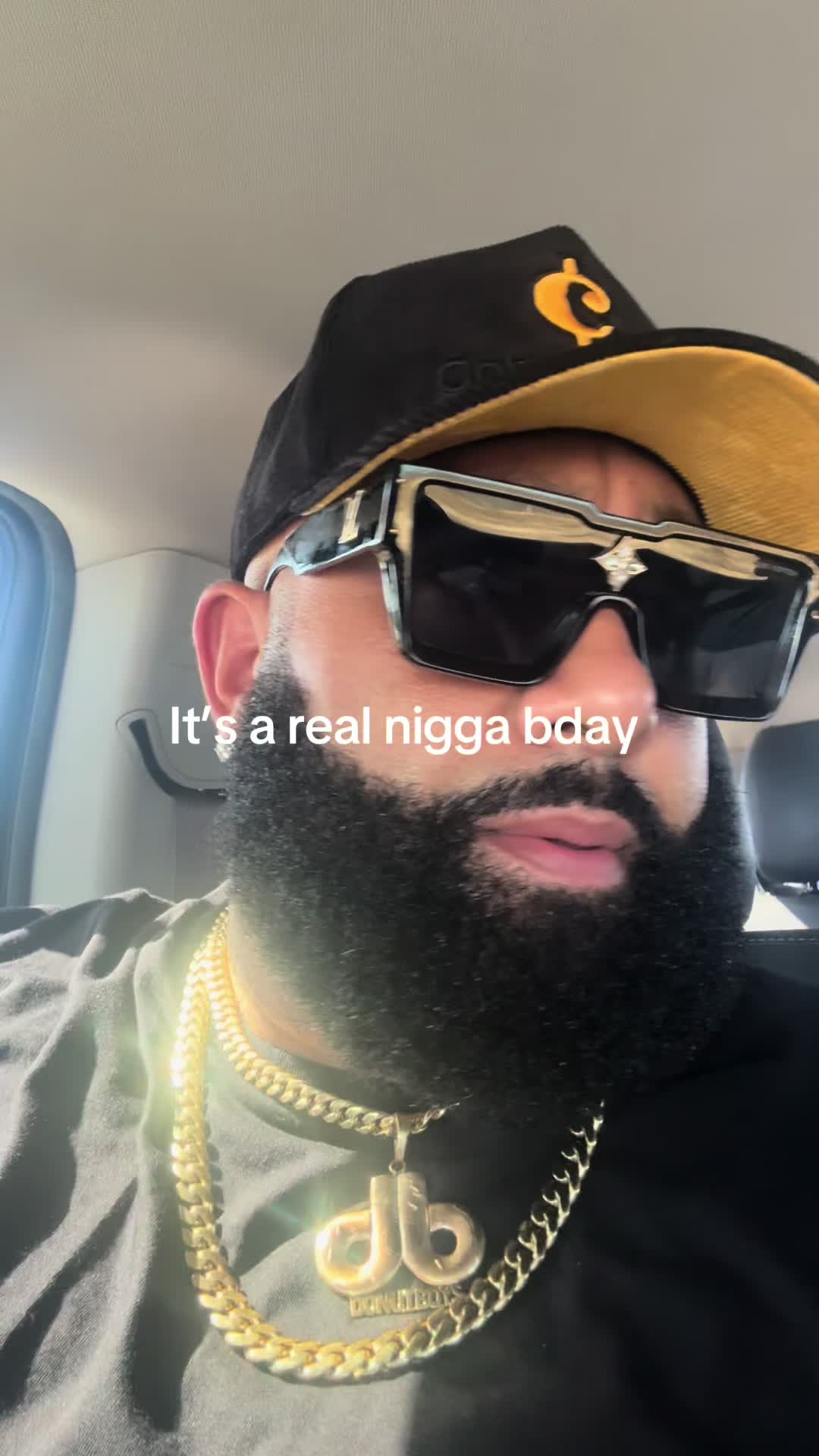 @Moneybaggsmoe