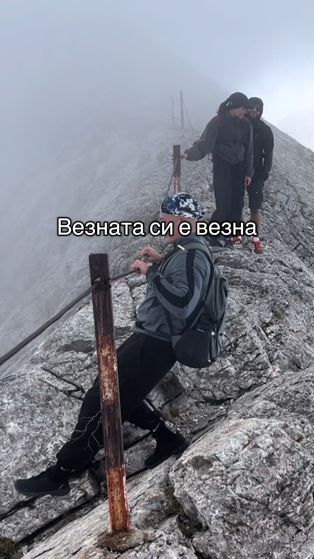 @tushevonthebars