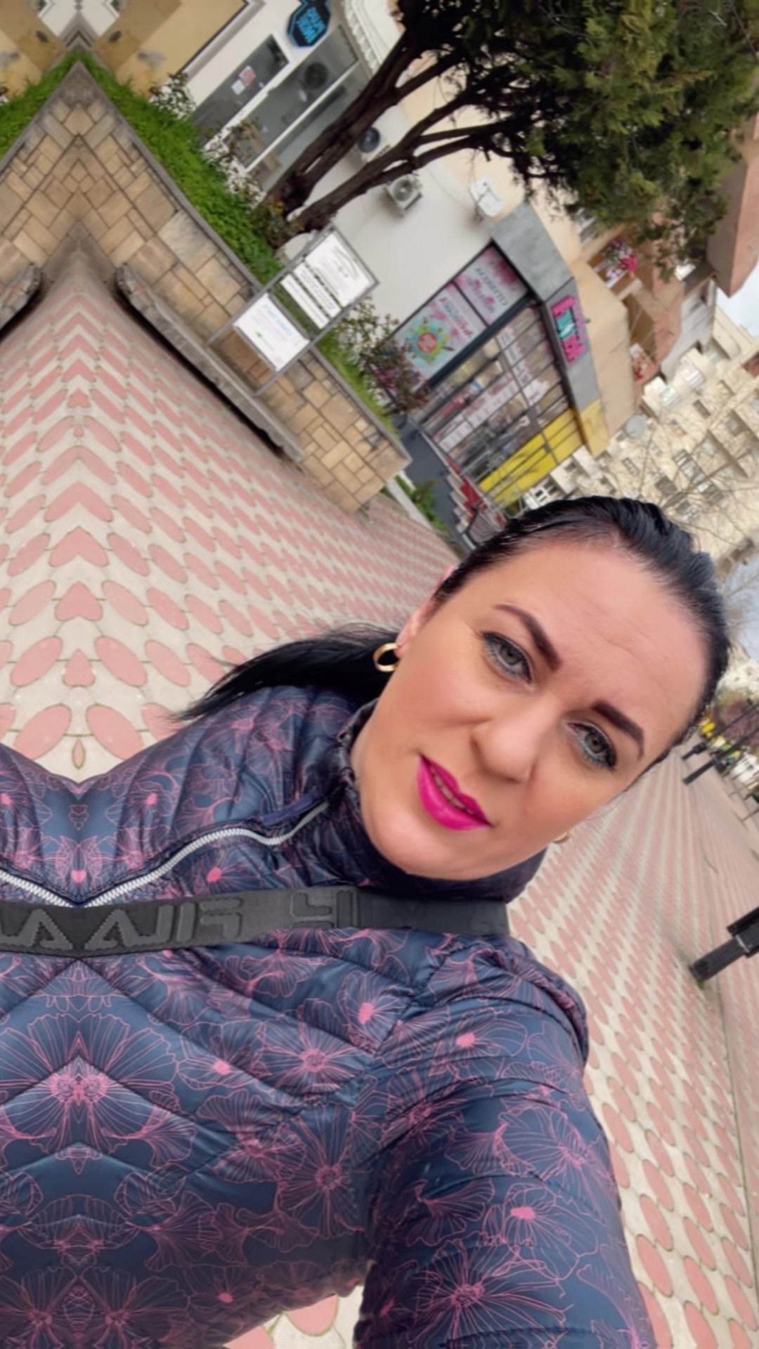 @Elena Maria