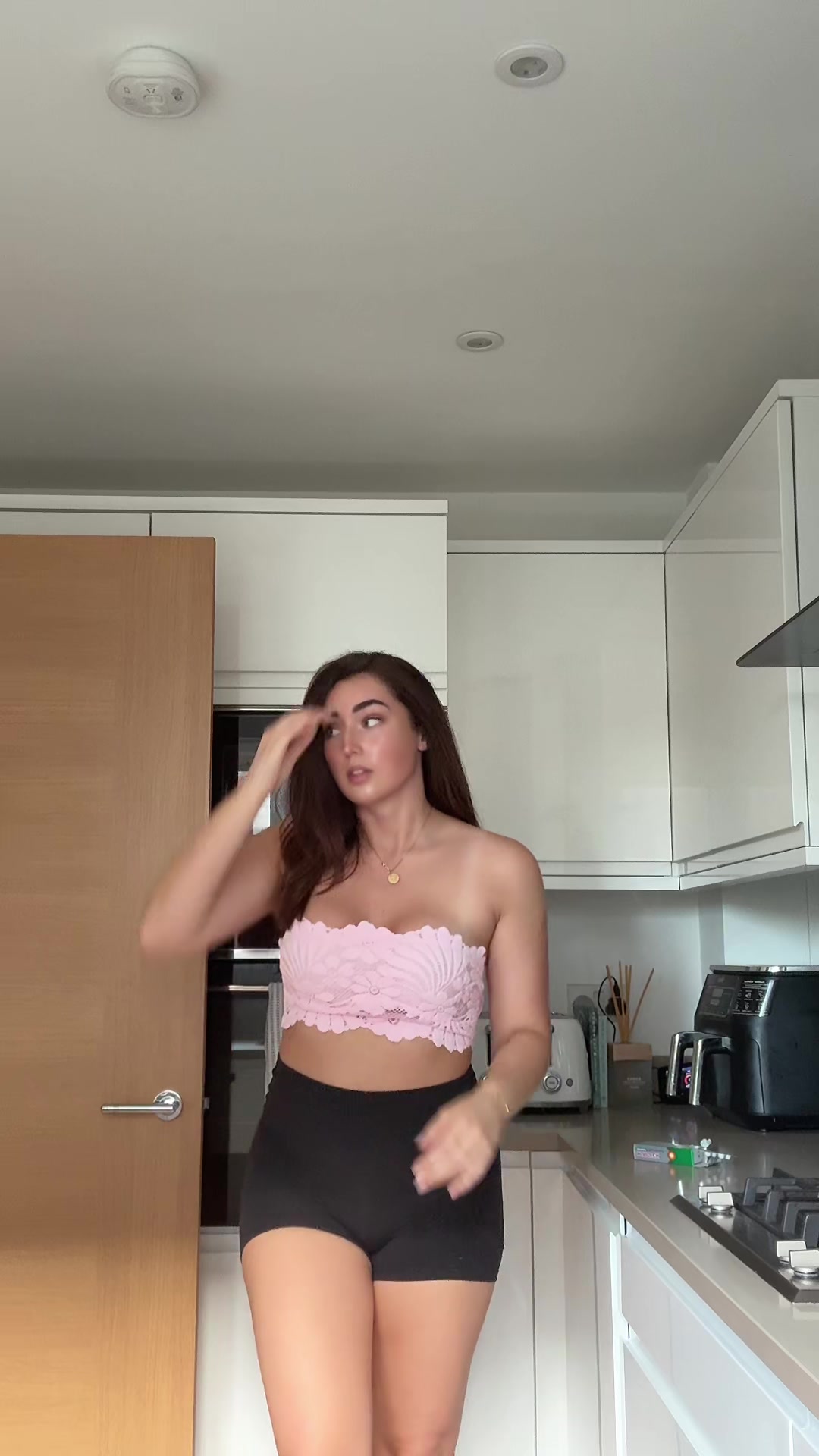 @cutepowerlegs