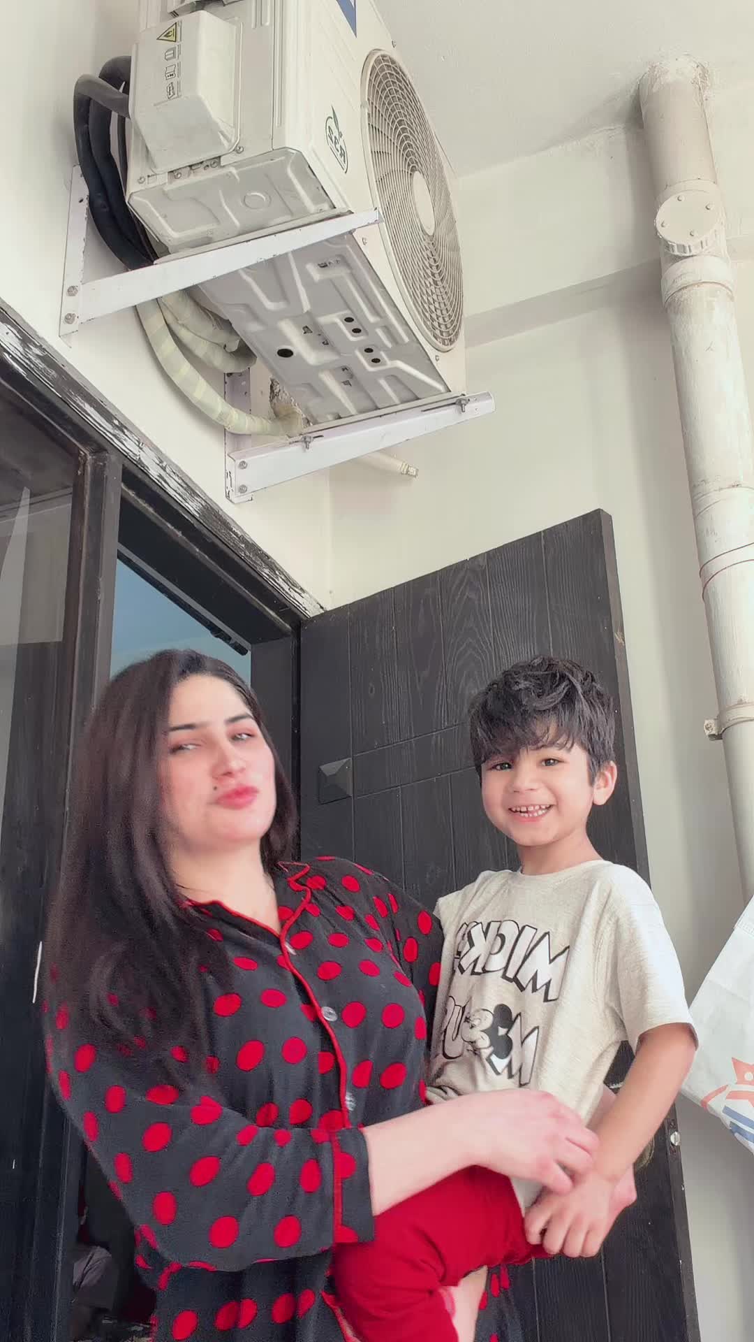 @saraktk313302