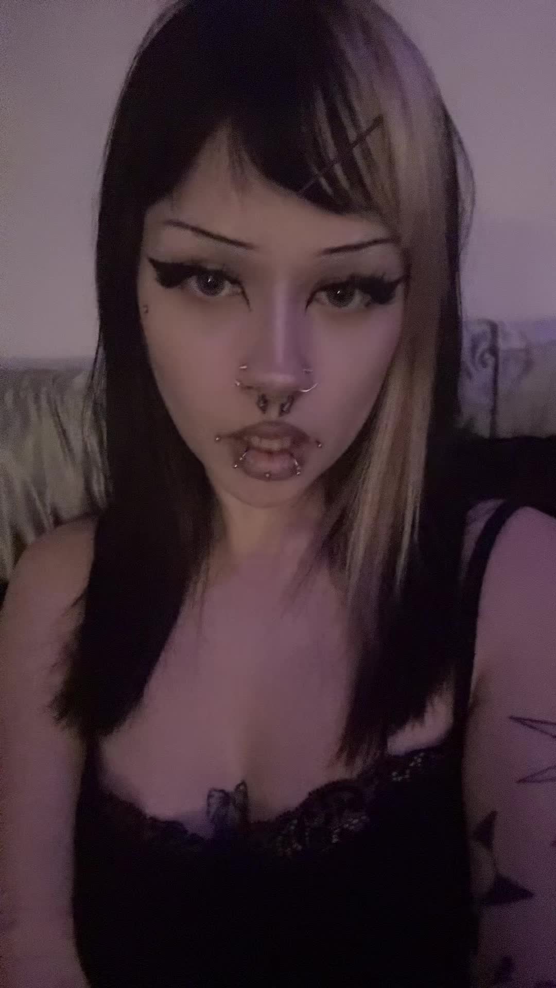 @nottkayley