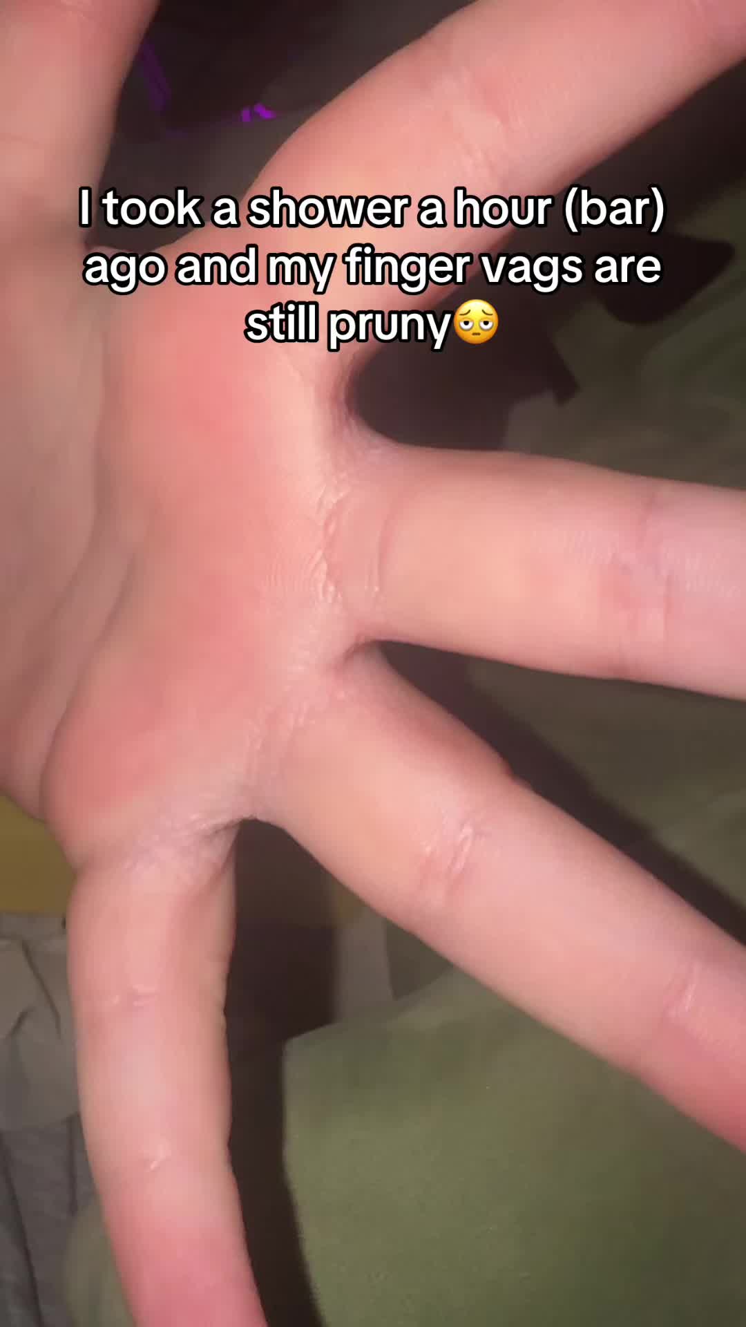 @Zoeyatiel 🍒🎱🫧