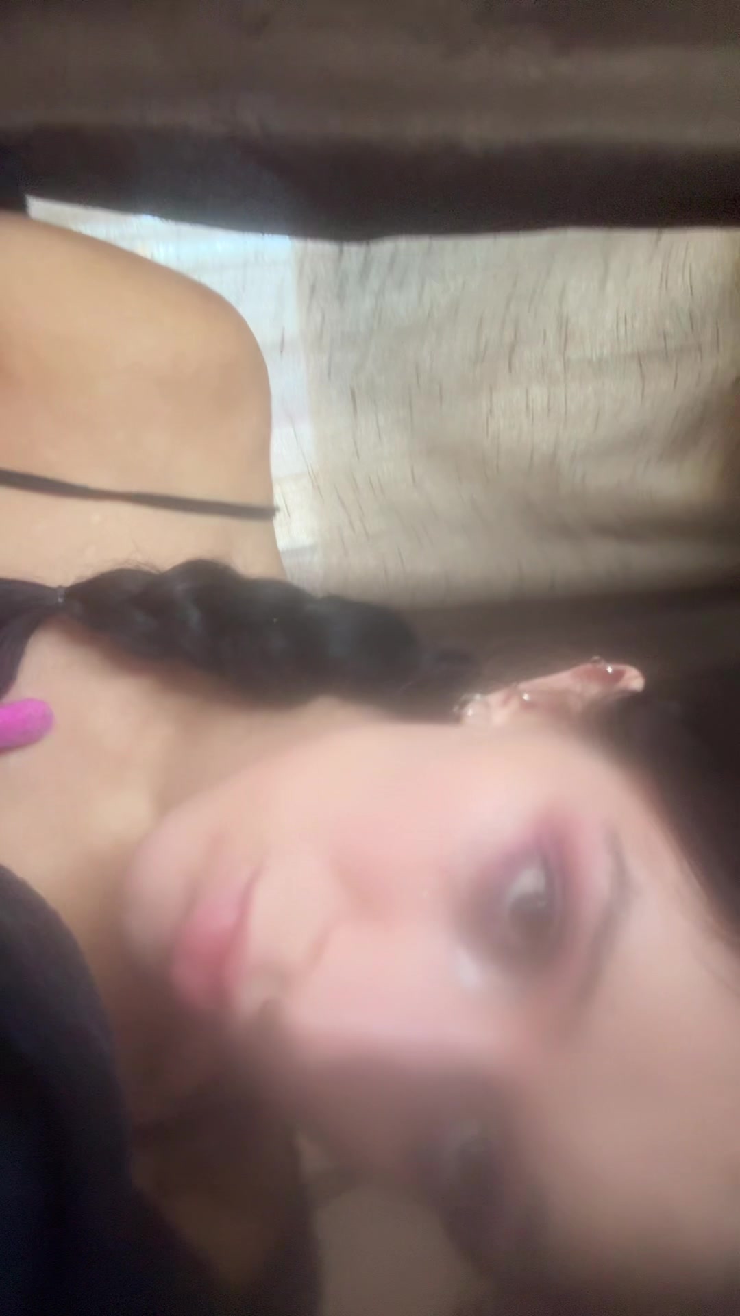 @￼