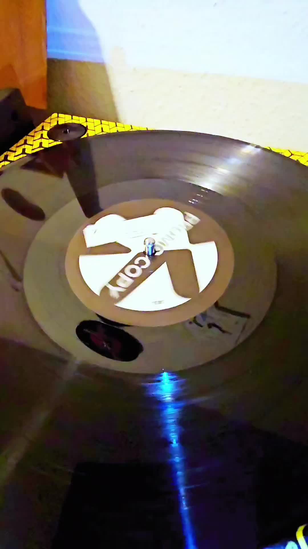 @vinyl-lover
