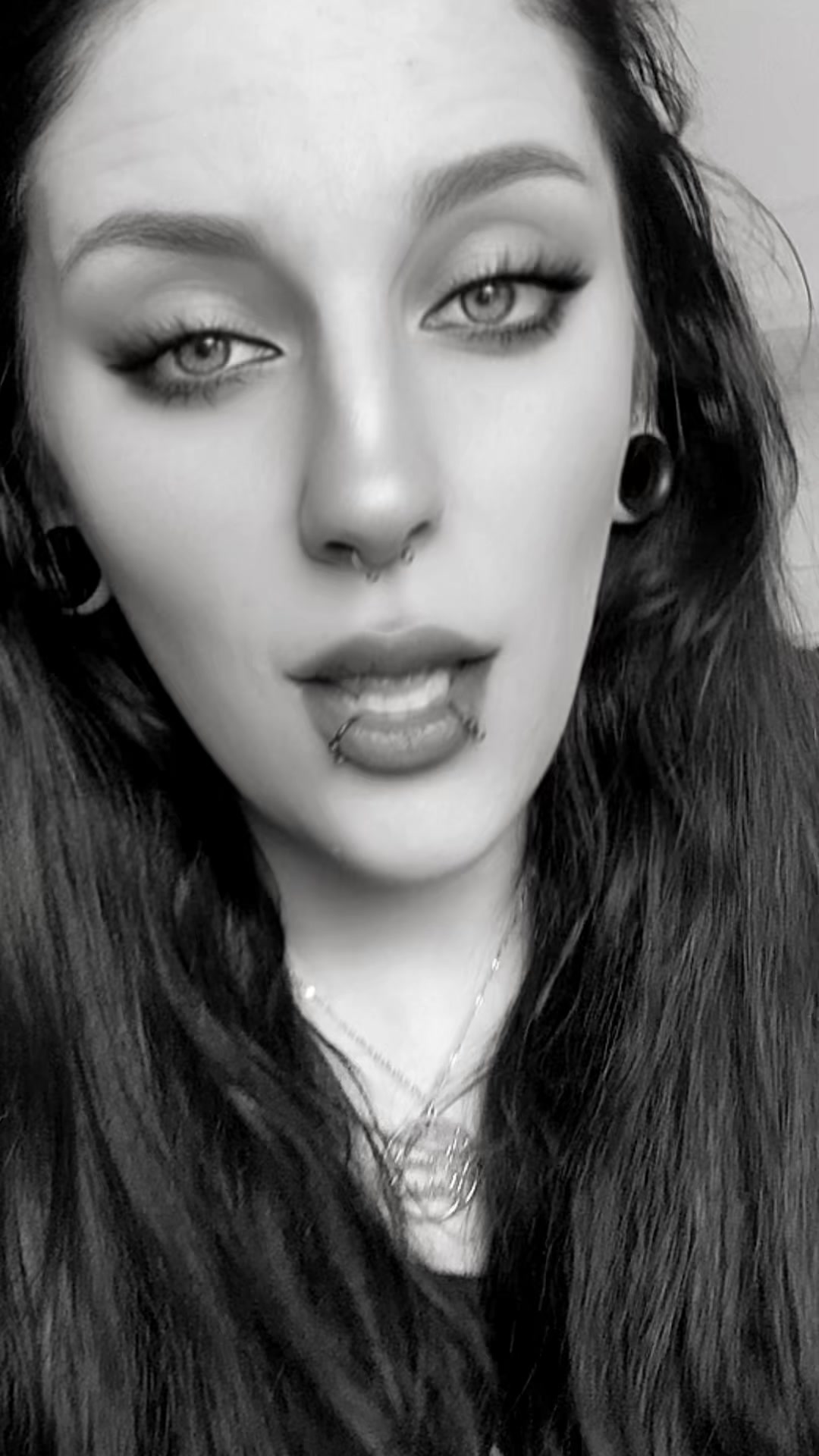@rania_hng