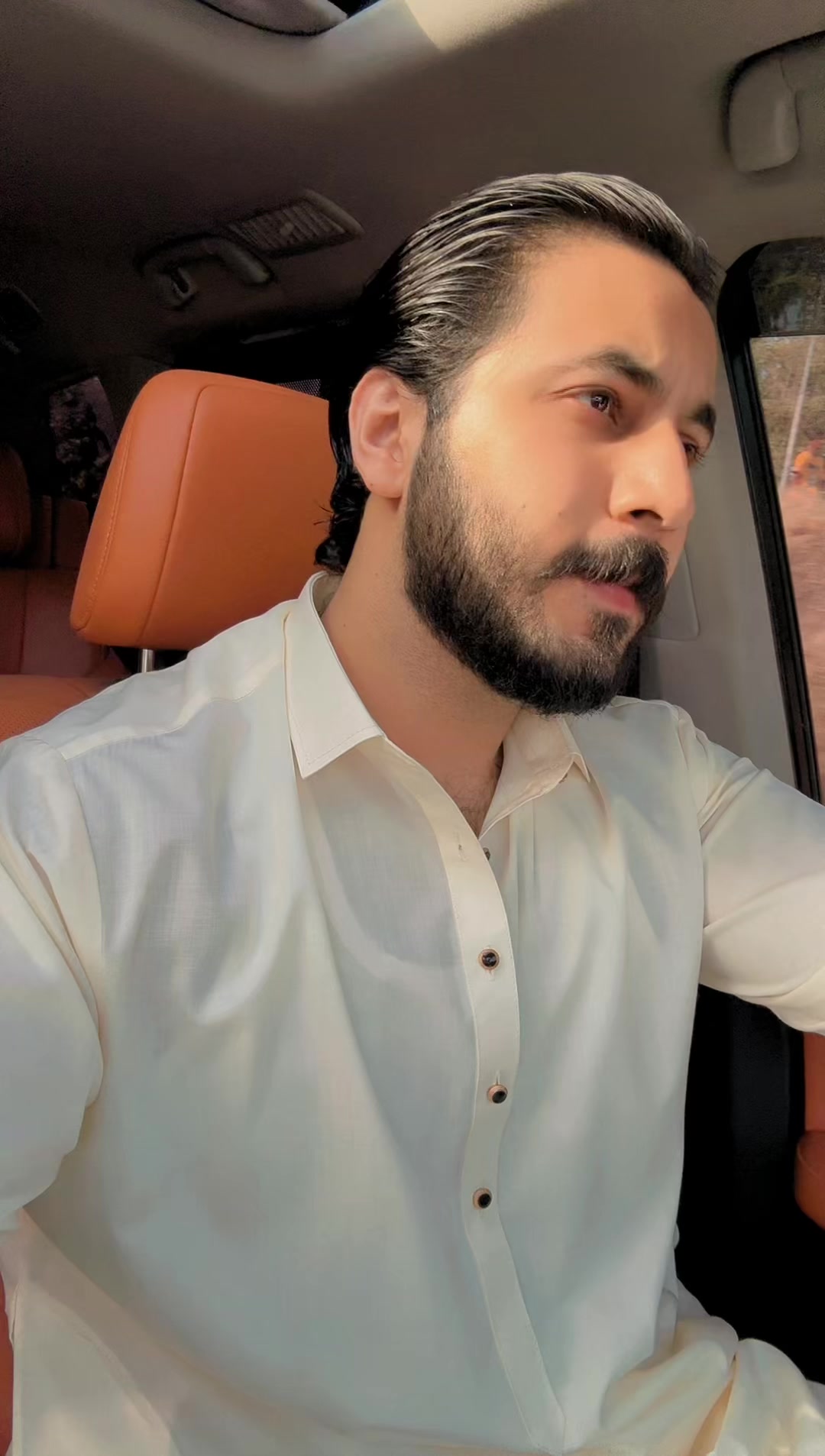 @Mian Khizar Hayat 🦅