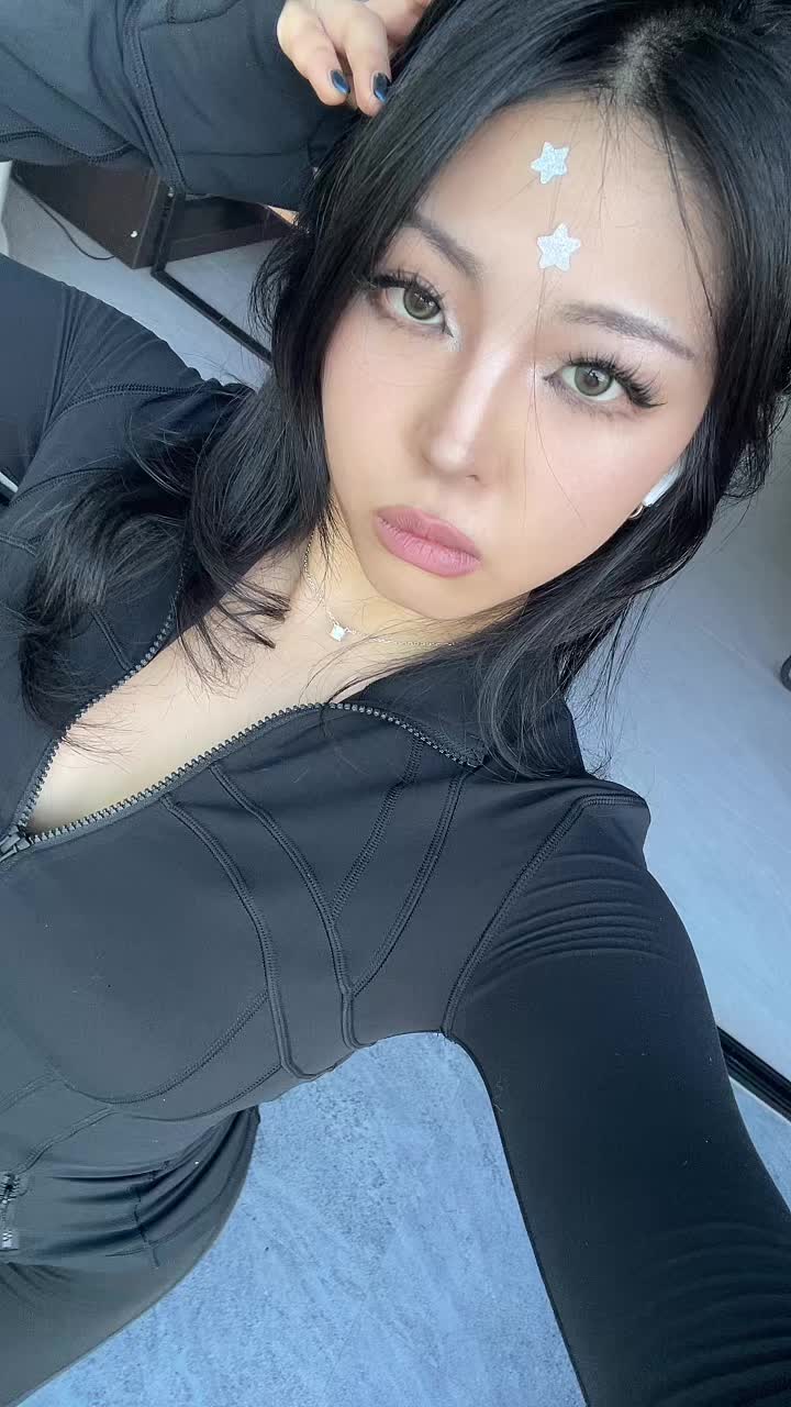 @Caila🖤