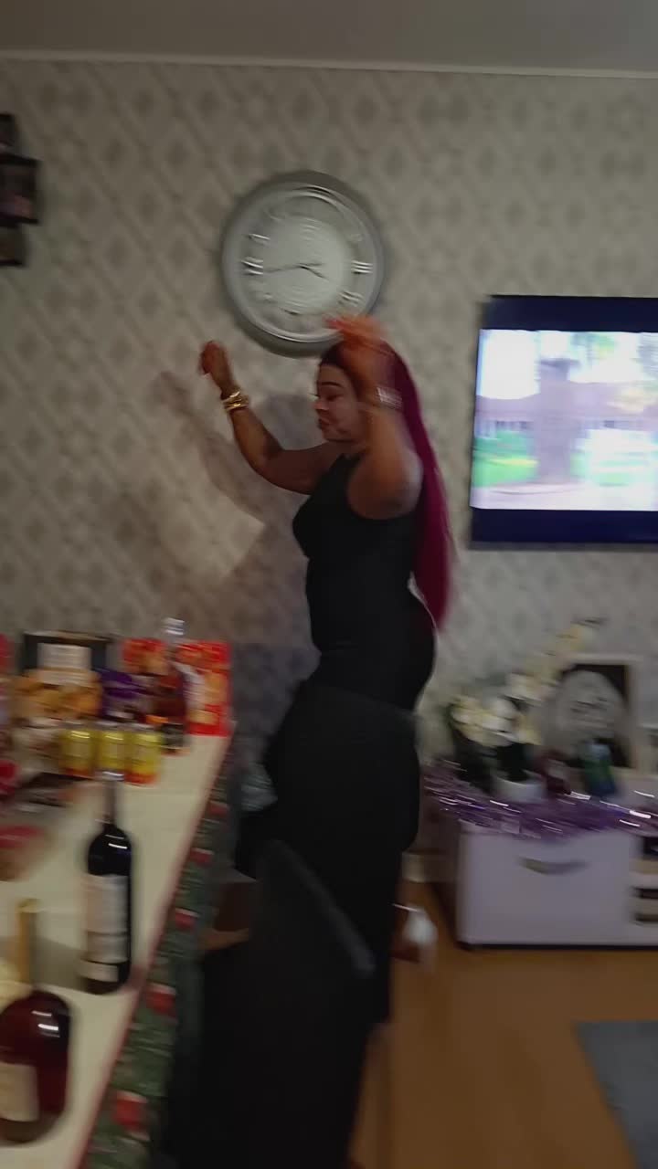 @...