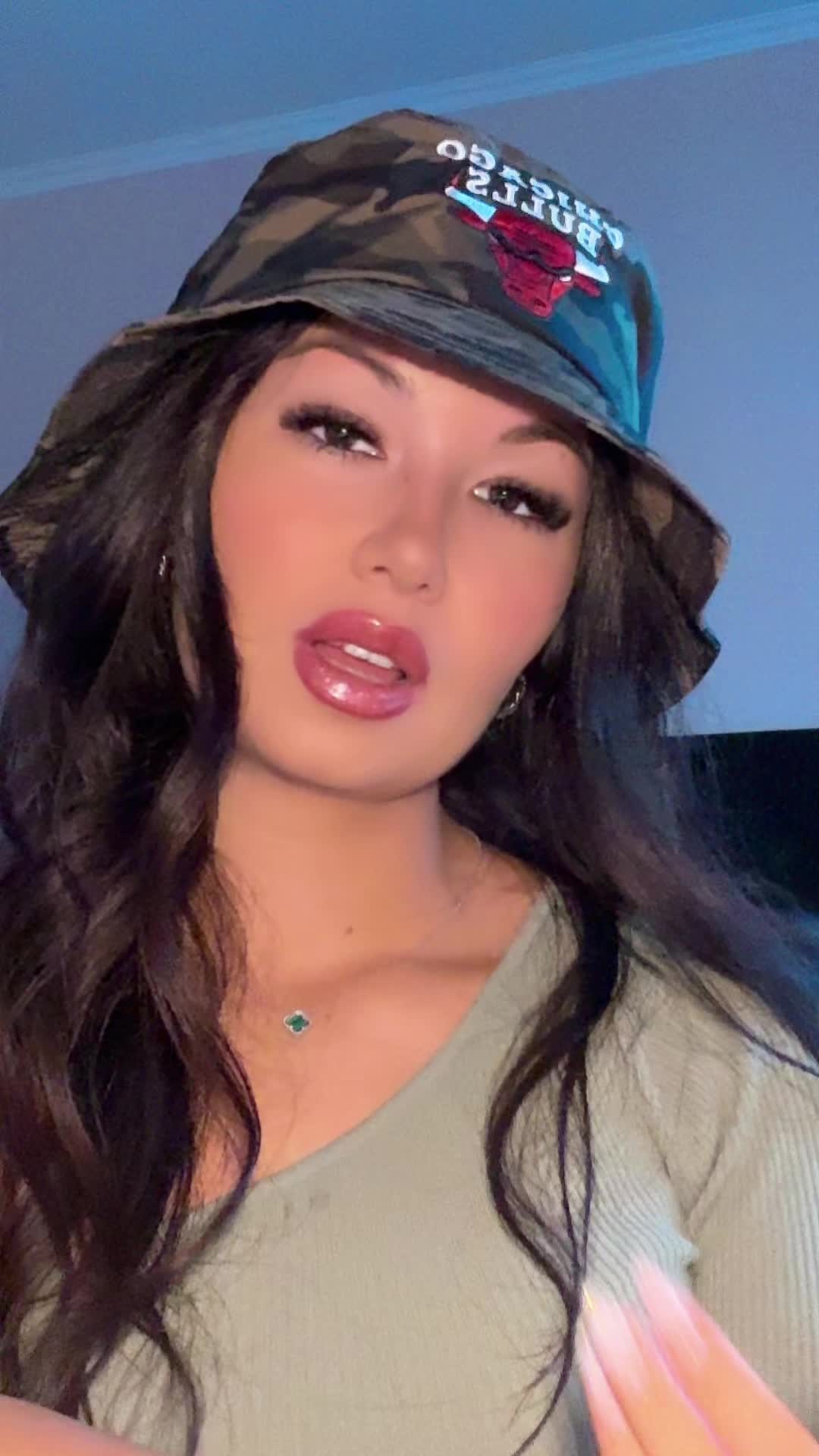 @𝑺𝒁𝑬𝑫𝑴𝑨́𝑲 𝑽𝑰𝑲𝑰