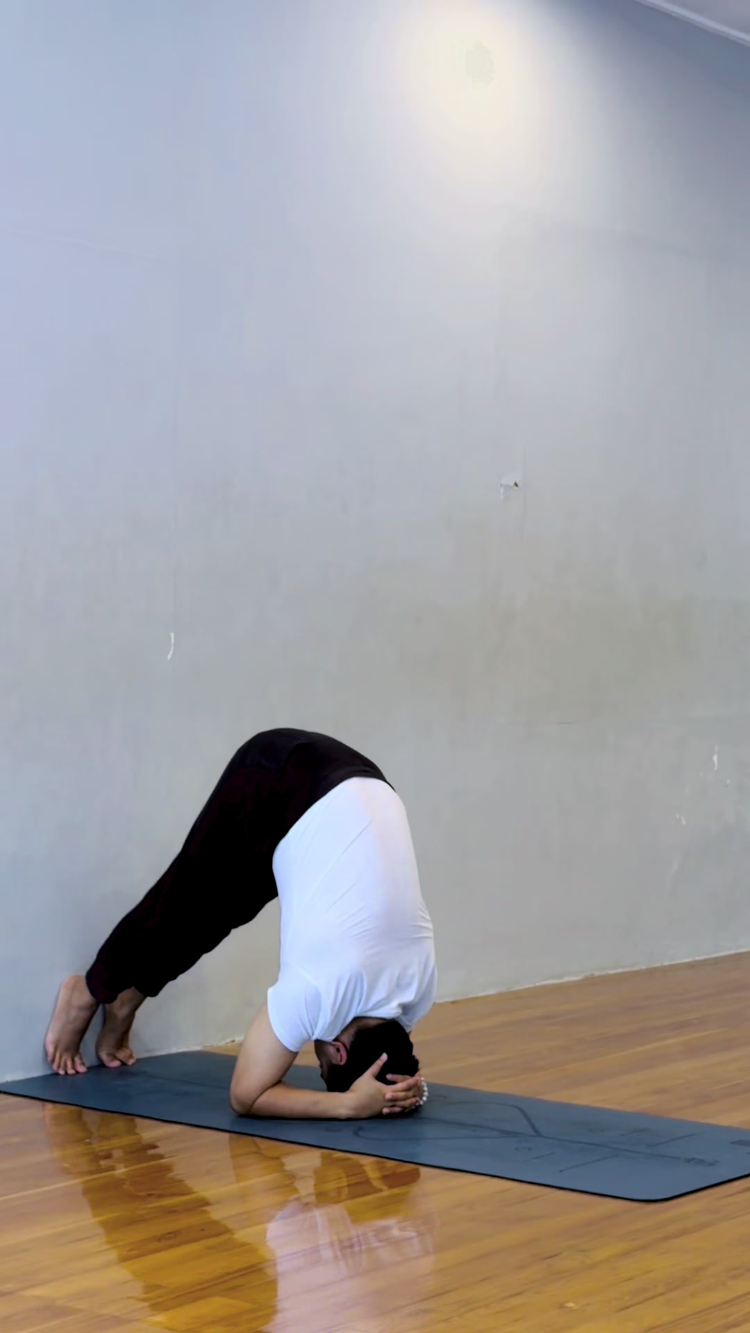 @Yoga With ဆရာ Thurein 🧘♂️