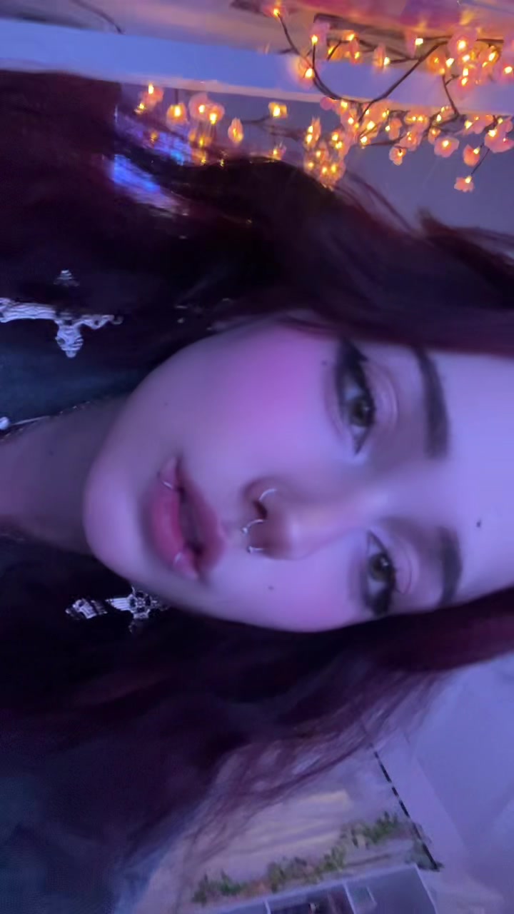 @Mimi 🕷️🌸