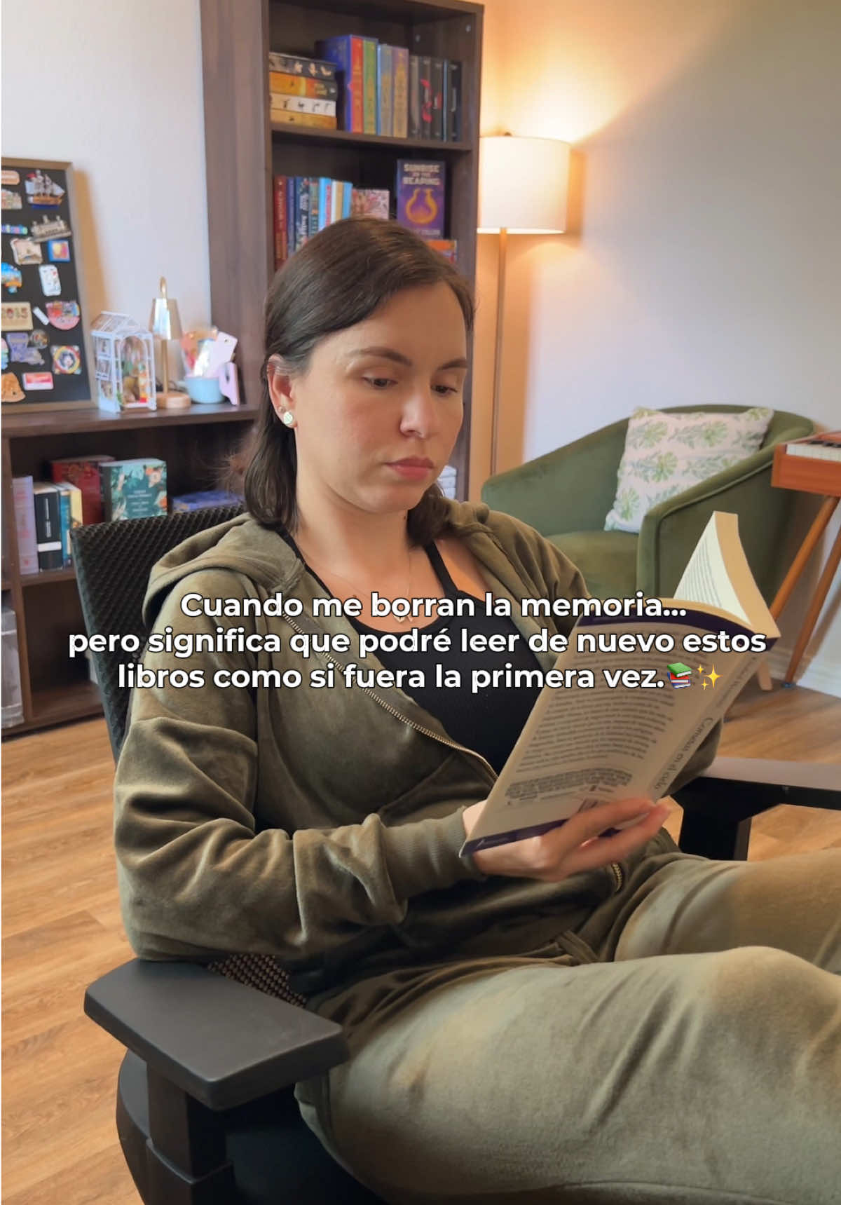 @Yari Serafin 🦋| BookTok 📚