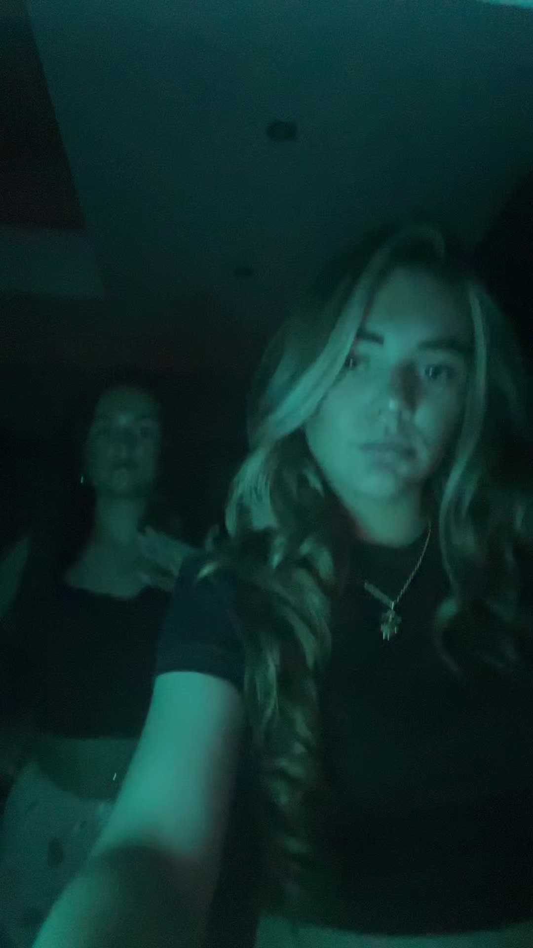 @poppykobrien