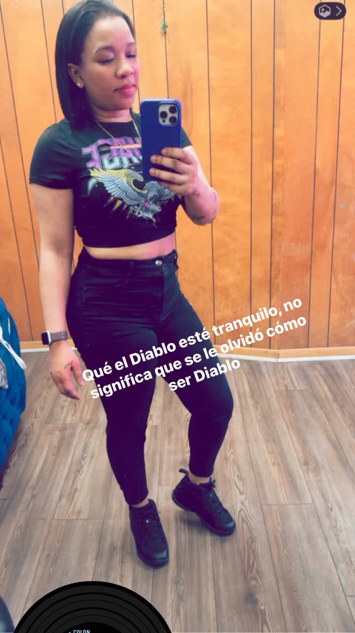 @Kenia 🖤🖤🖤🖤
