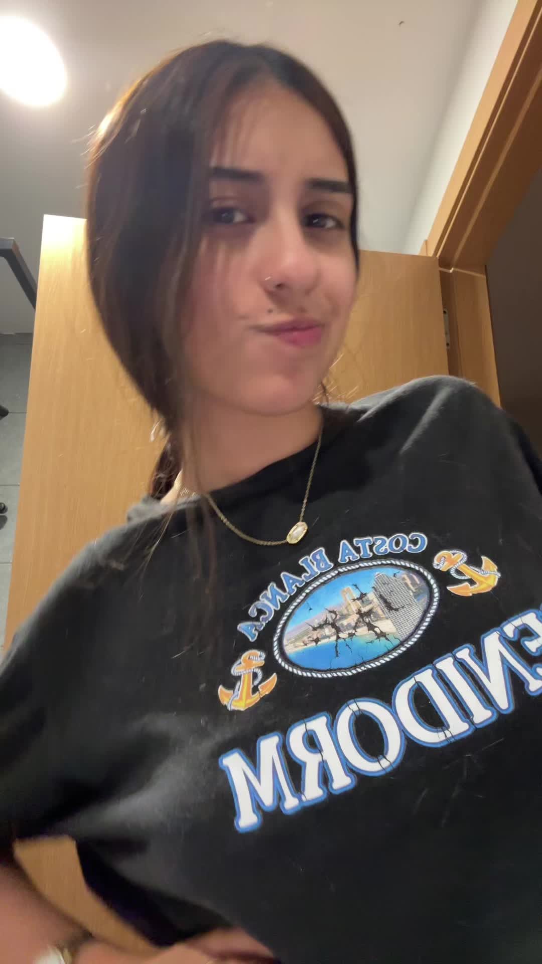 @laanyiyi ✨