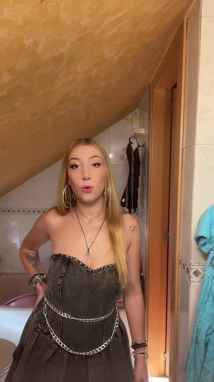 @Carlita