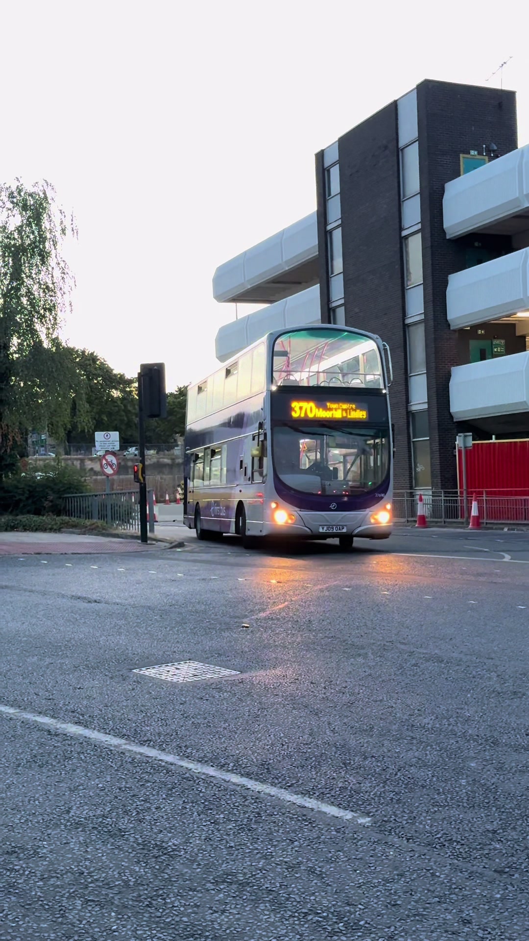 @Bus_train_enthusiast