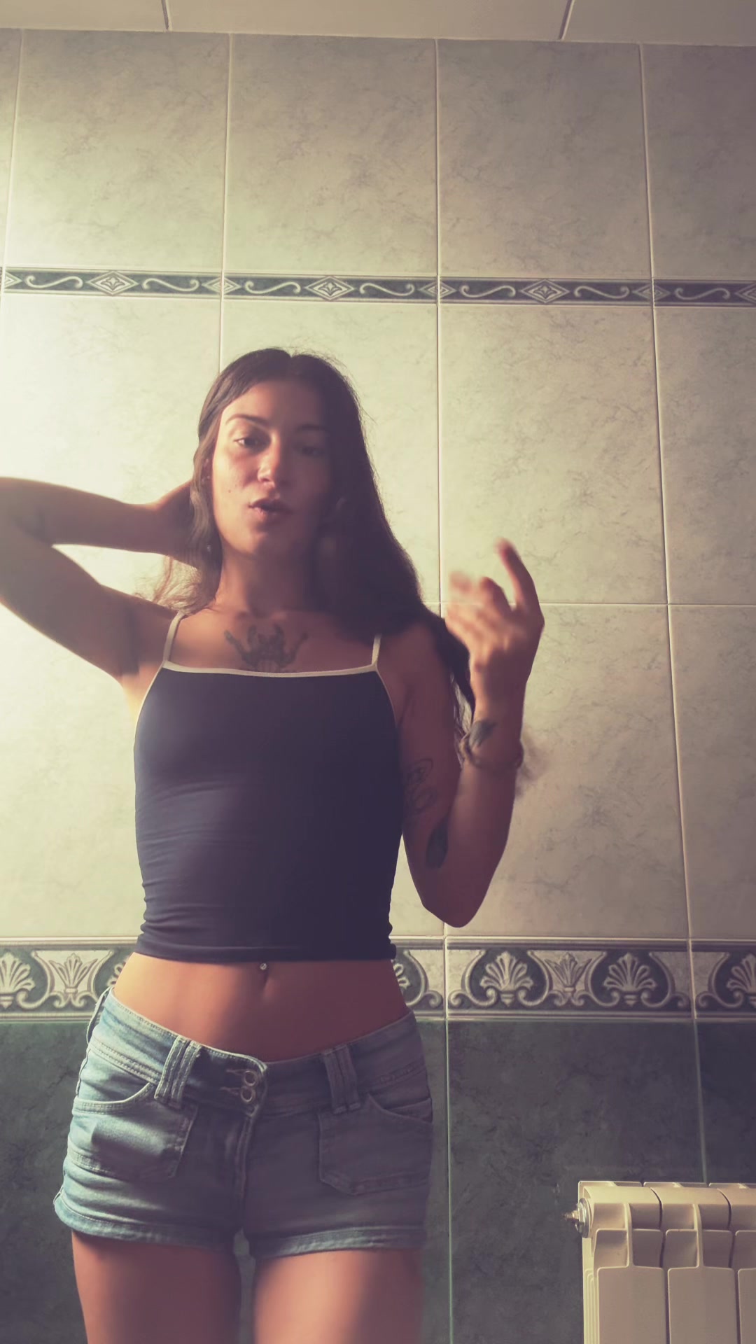 @Elena🖤