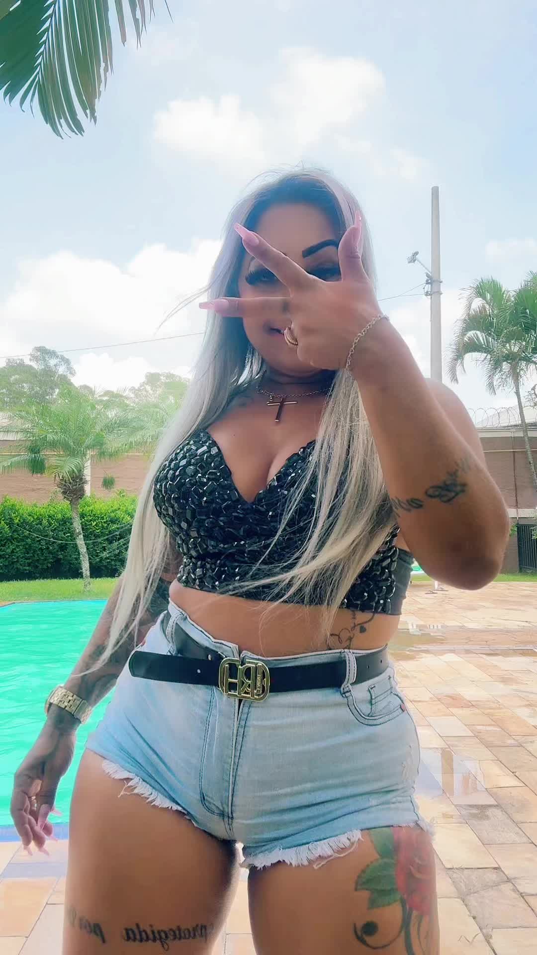 @Claudia Santos