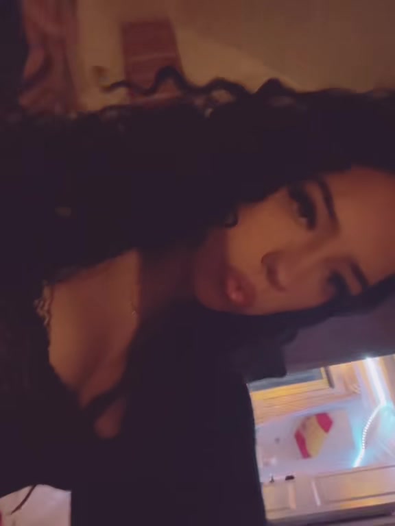 @ℳ𝒶𝓁ℴ𝓊 💸