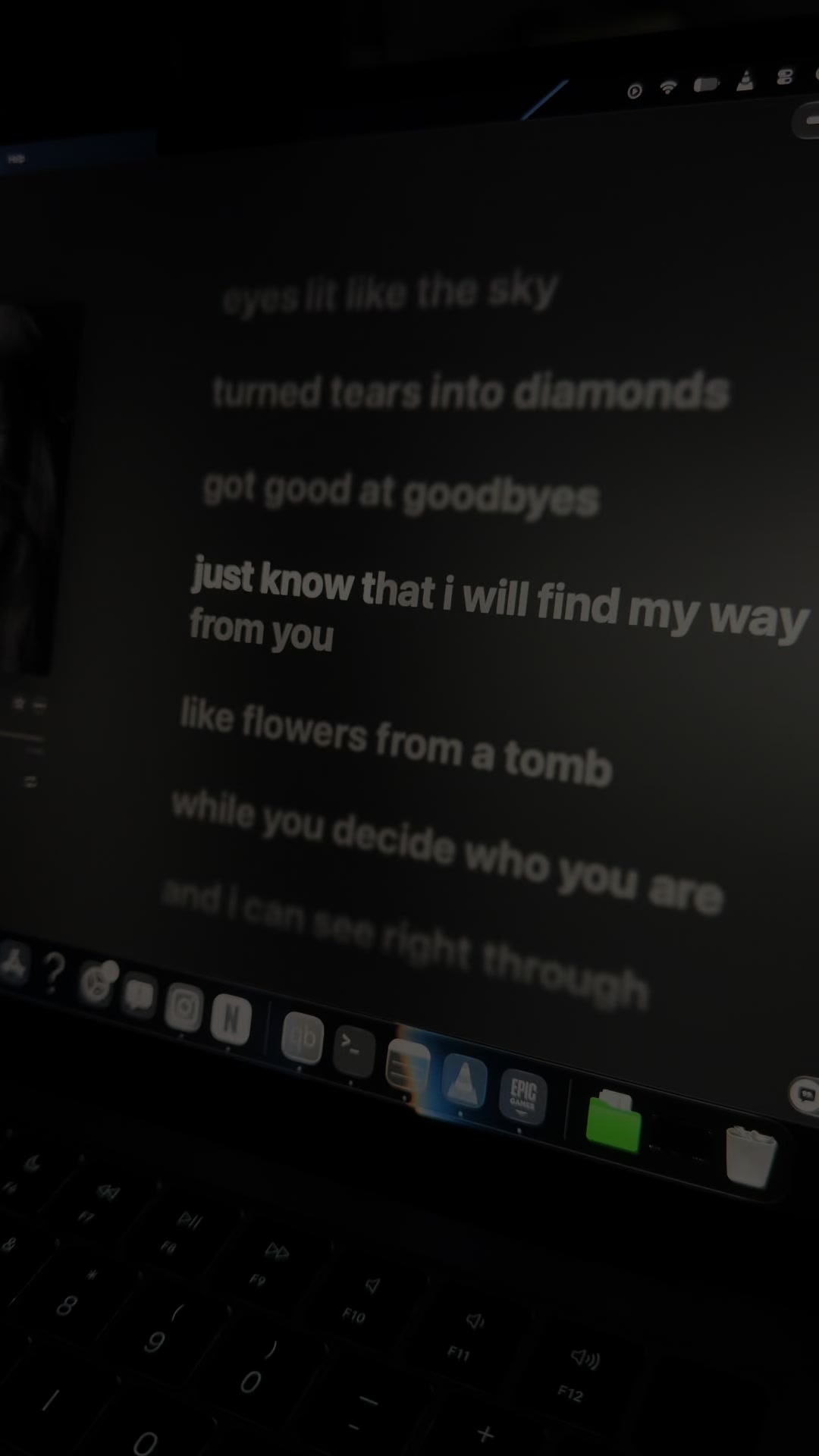@mus1x