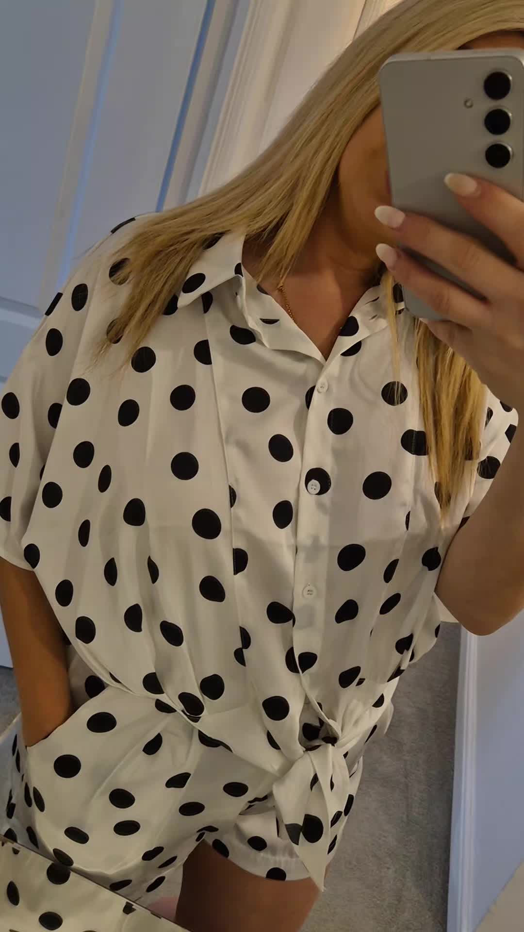 @Marks Fashions