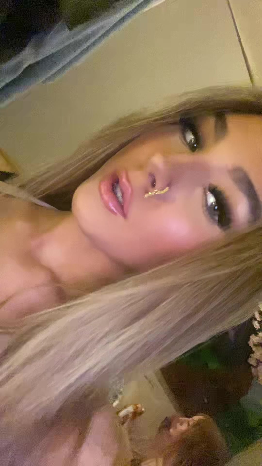 @phoebe🪩🥂