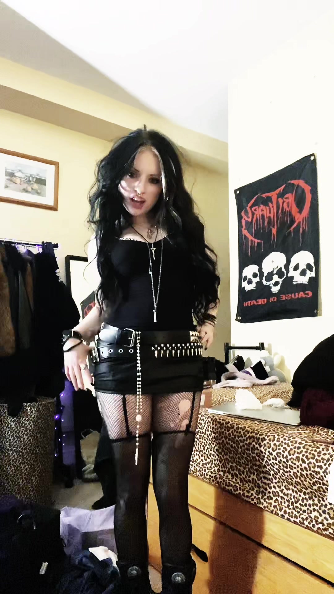 @𝔈𝔳𝔈