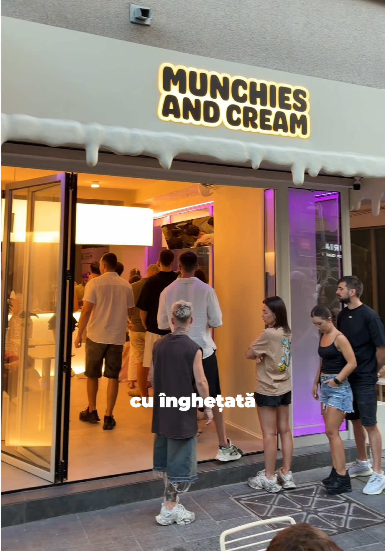 @Dan Has The Munchies