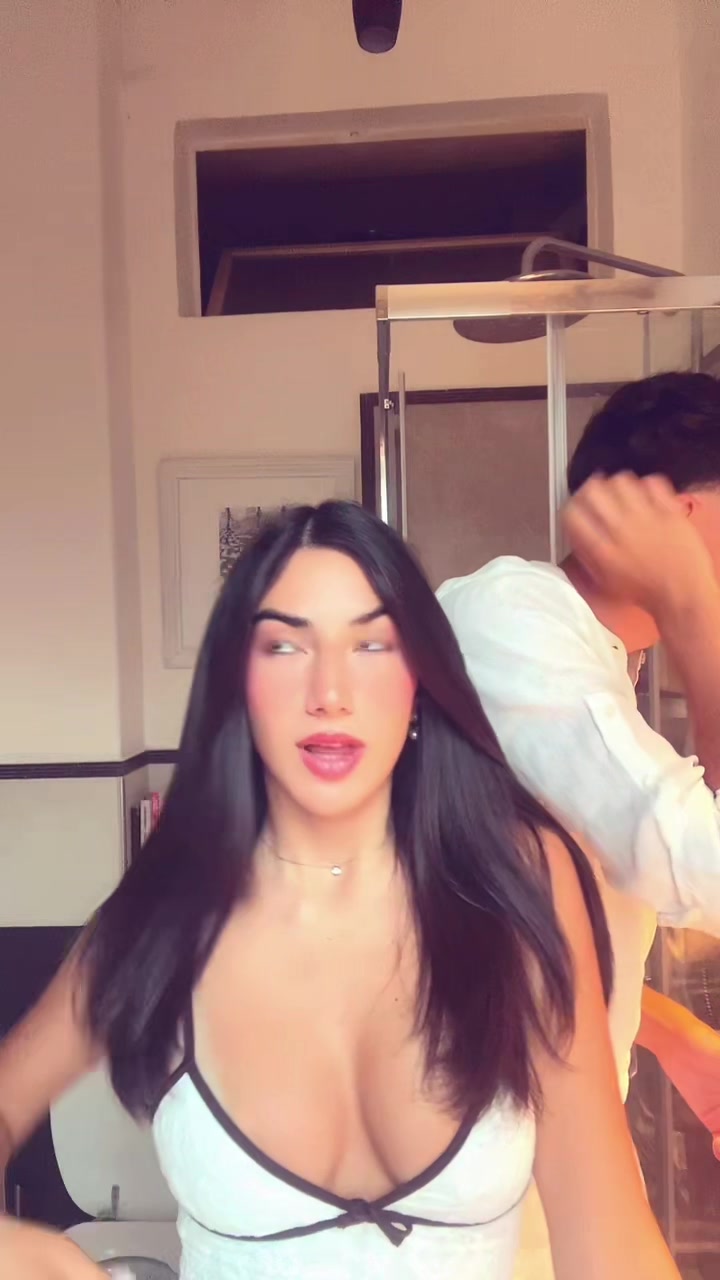 @Giuliacarelli