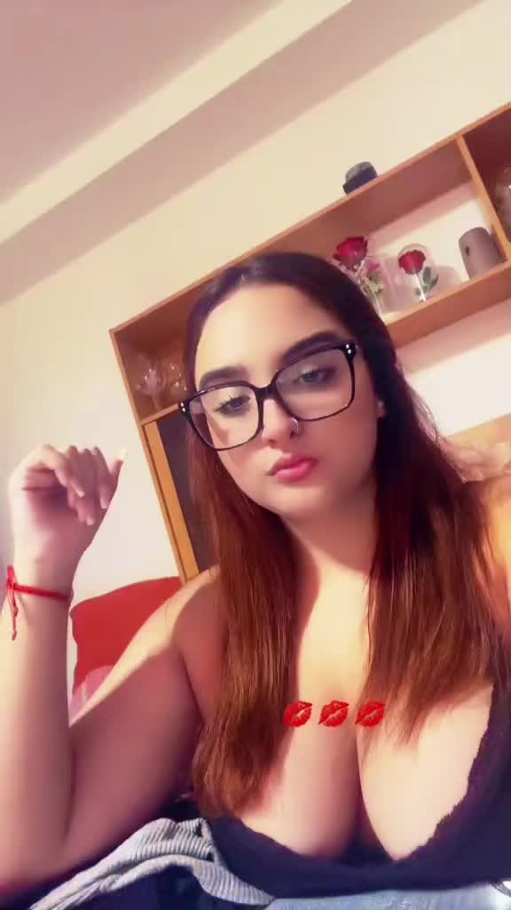 @lauraaa_glezz