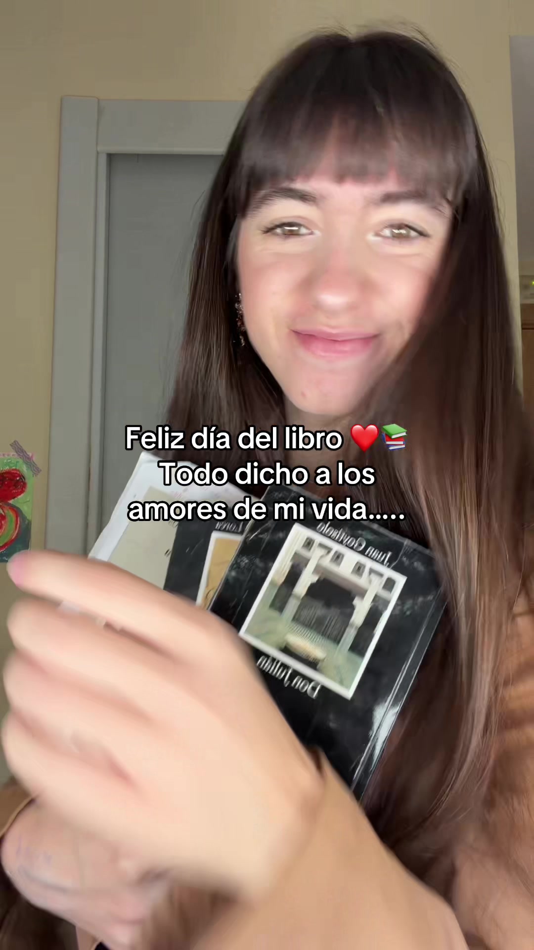 @María