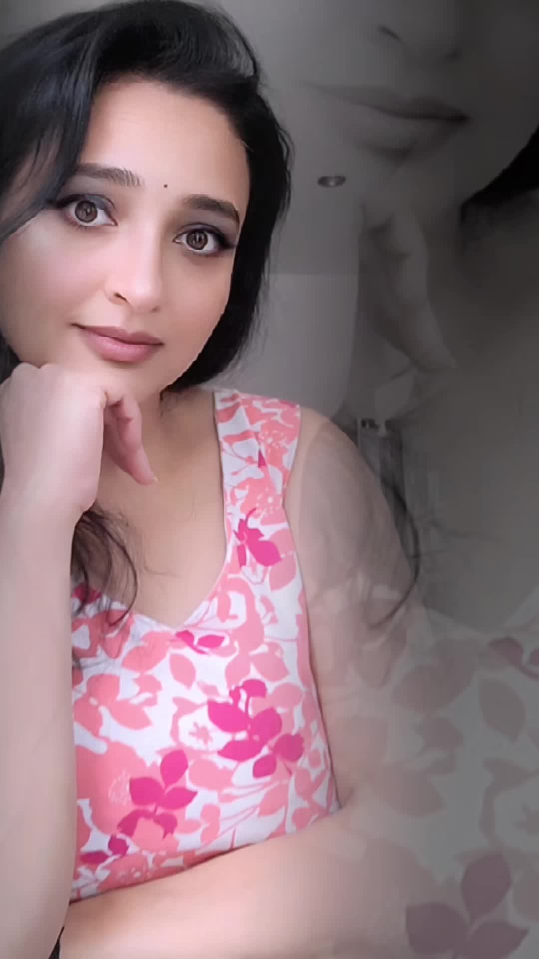 @komalself love ❤️ 😍 💖