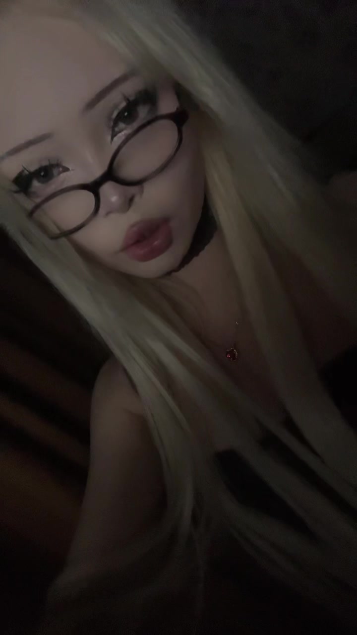 @корти^