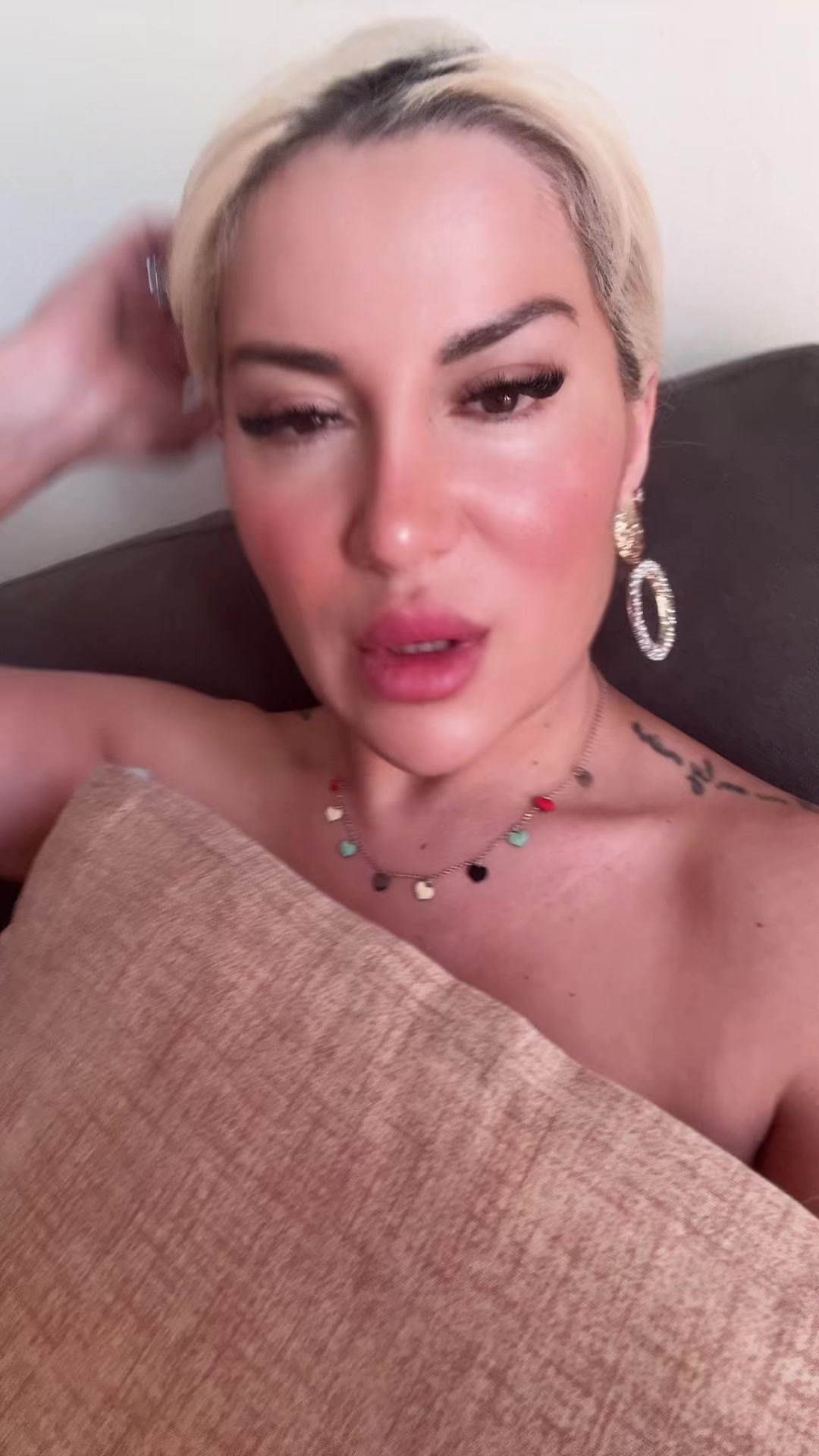 @Ela _entela