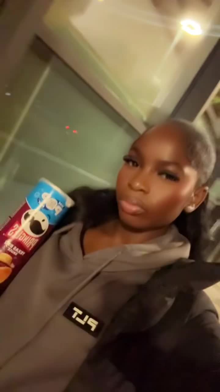 @naomi.