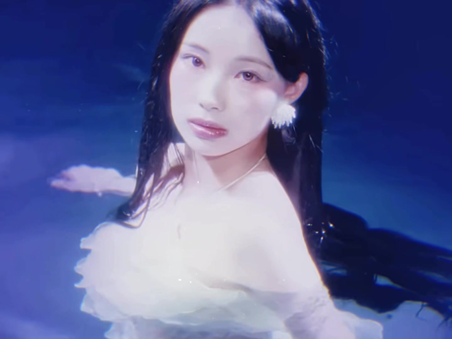@୨⎯ pretty girl - 07.08 ⎯୧
