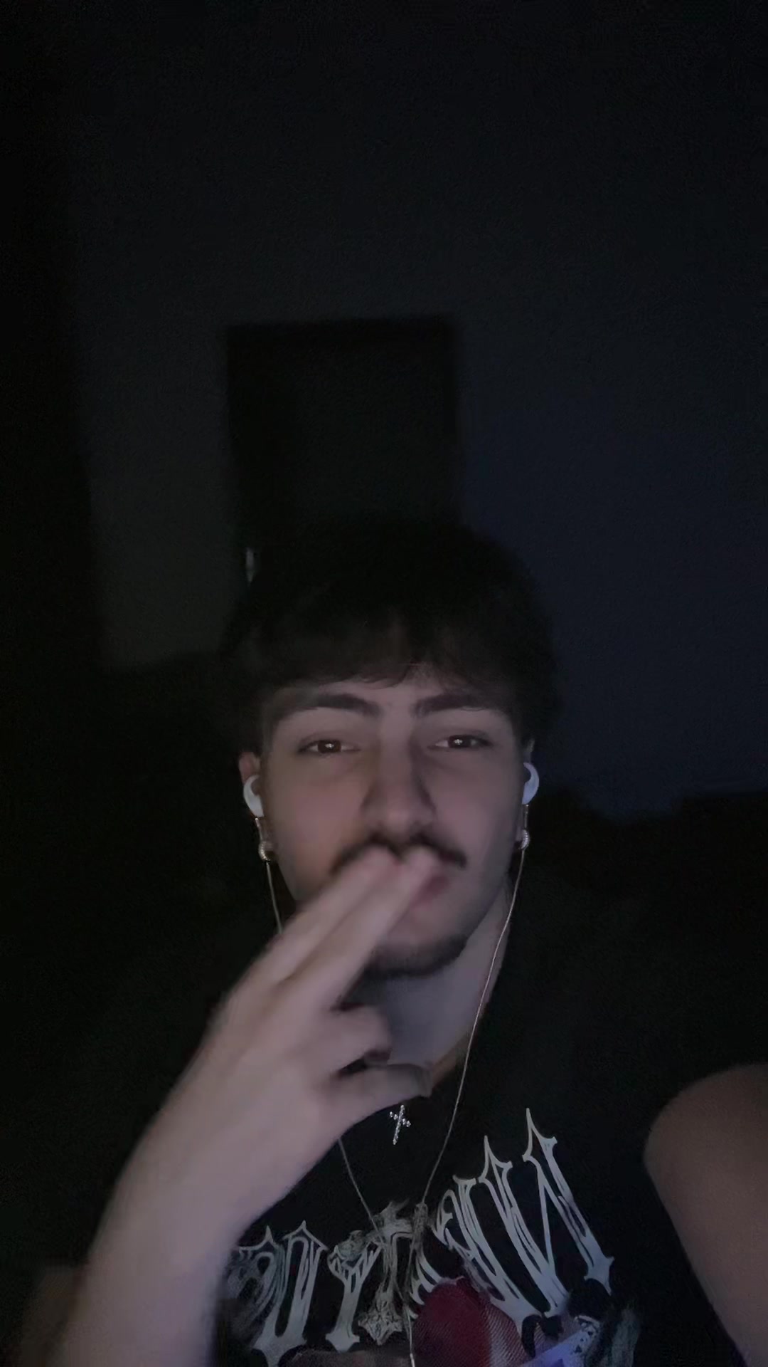 @V A N N Y ๐